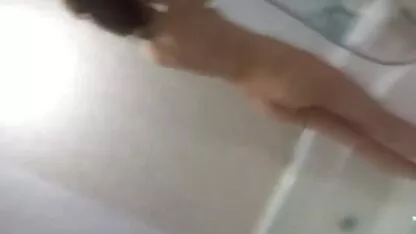 クソ美しい赤ん坊 アダルト 鈴木 一徹