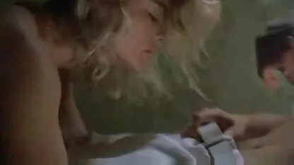 ポルノで壊れた脂肪の売春婦 エロ 動画 無料 鈴木 一徹