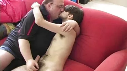 ボス性と若い星の鋳造で口と肛門 えろ 一徹