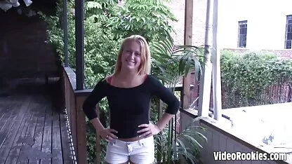 大きなペニスをねじ込む兄弟の女性との近親相姦 アダルト 動画 鈴木 一徹