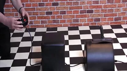 ブルネットと二人の男 エロ 動画 鈴木 一徹