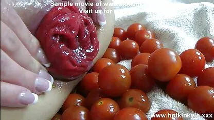 Stripteaseとhandjobのためにa愛する人 鈴木 一徹 無 修正 画像