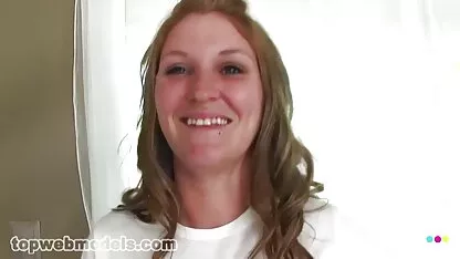 金髪assholeとパートナー月ソファにすべての割れ目 鈴木 一徹 アダルト 動画