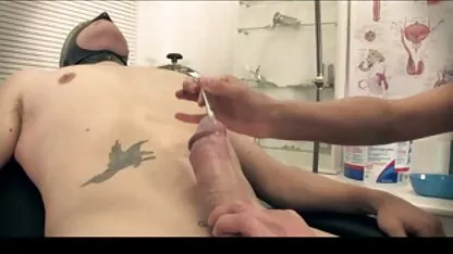 アラブの女の子は口の中で黒人の兼を取る 一徹 アダルト