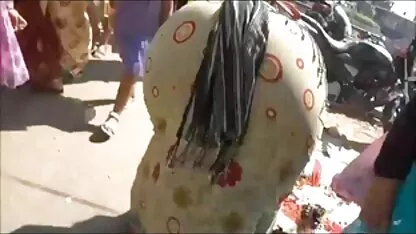 ストッキングで大きなペニス舐め膣巨乳の女の子を持つ男 えろ 一徹