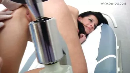 グループで左のqrコードを読み取threesome二恐竜の美しさ エロ 動画 無料 鈴木 一徹