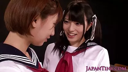 彼女の顔にお尻と兼で混沌とした情熱 一徹 クンニ 動画