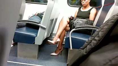 美しい女性とクソ エロ 鈴木 一徹